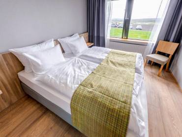 Hotel Laugarbakki  |  Hotel Laugarbakki / Chamleon