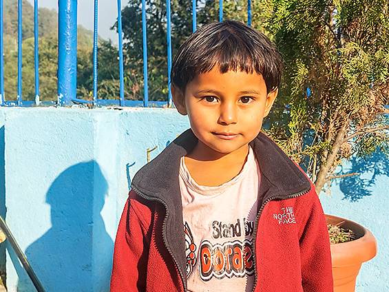 Kind im Projekt |  Kedar Regmi