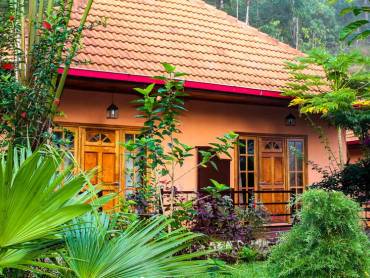 Andasibe Hotel |  Maja Lamme / Chamleon