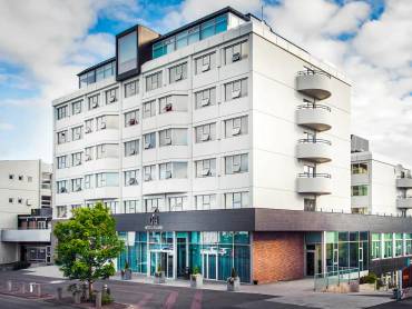Hotel Island in Reykjavik |  Hotel Island / Chamleon