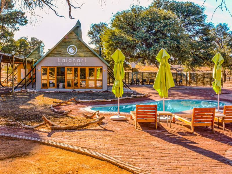 Kalahari Game Lodge |  Carsten von Lttwitz, Pack Safari / Chamleon