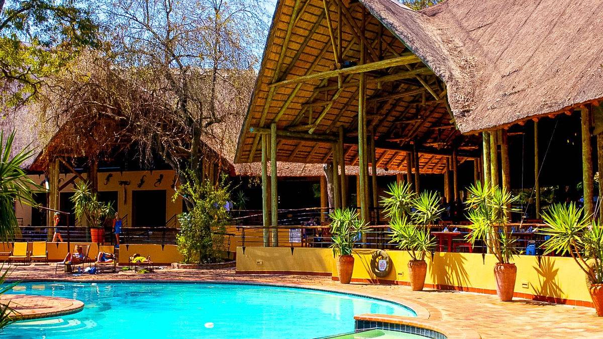 Chobe Safari Lodge |  Peter Pack, Pack Safari / Chamleon