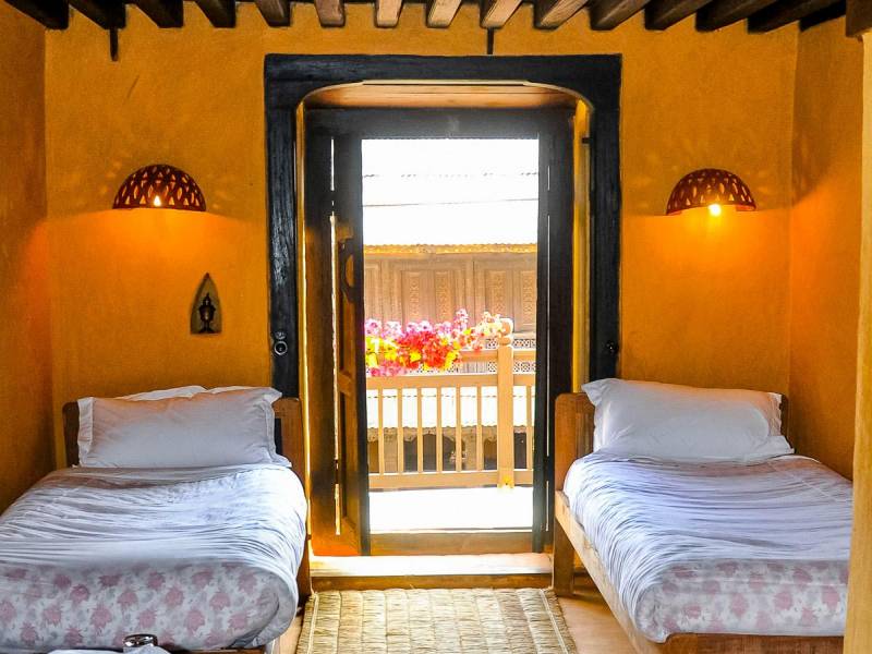 Gaun Ghar Hotel |  Gaun Ghar Hotel / Chamleon