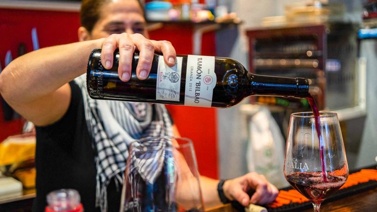 Weinverkostung in der Bodega |  iKlicK, Pixabay / Chamleon