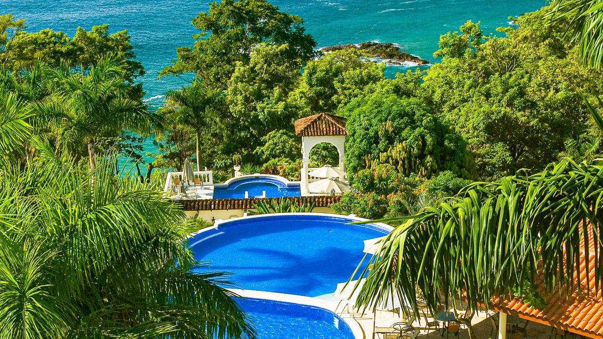 Parador Resort und Spa |  Parador Resort / Chamleon