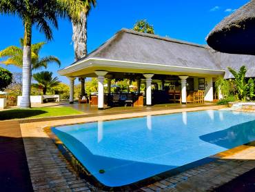 Ilala Lodge |  Ilala Lodge / Chamleon