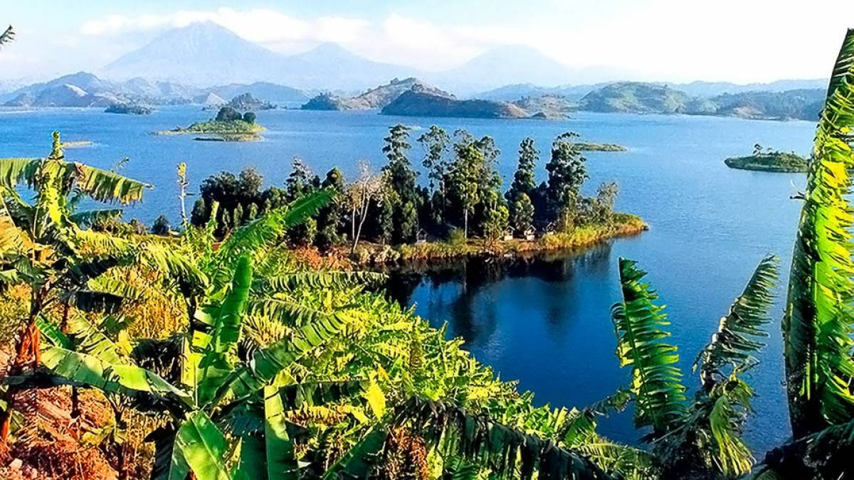 Bunyonyi-See |  Chamleon