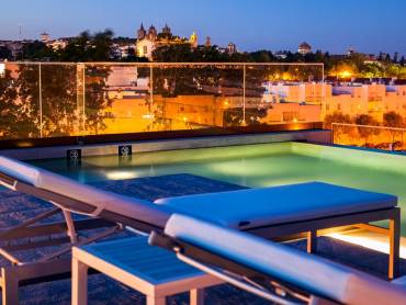 Vitoria Stone Hotel in Evora |  Vitoria Stone Hotel / Chamleon