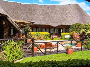 Elephants Footprint Lodge |  Elephants Footprint Lodge / Chamleon