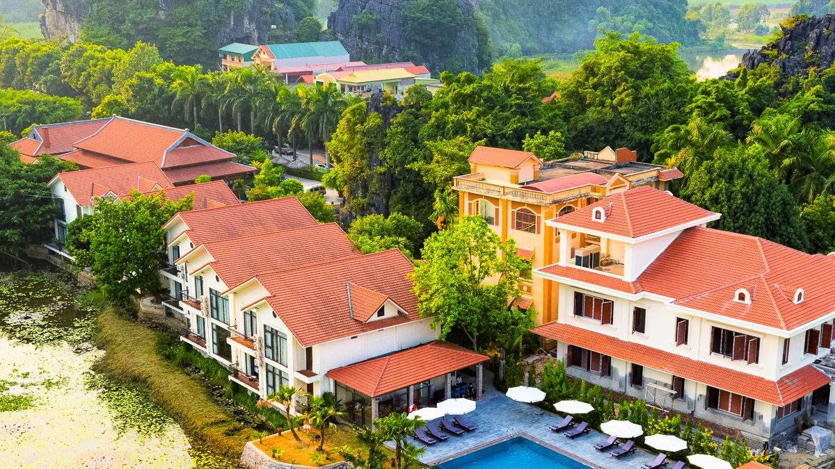 Tam Coc La Montagne Resort & Spa |  Tam Coc La Montagne / Chamleon