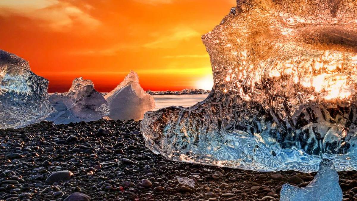 Feuer und Eis |  Robert Juvet / Chamleon