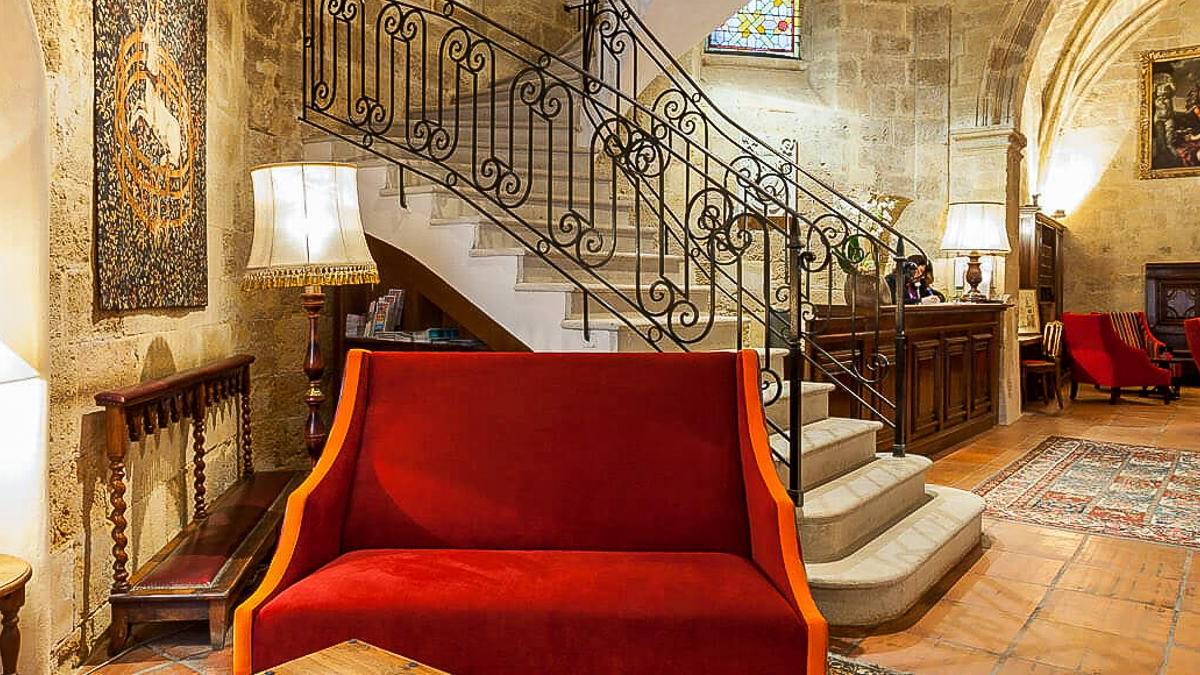 Hotel des Augustins |  Hotel des Augustins / Chamleon