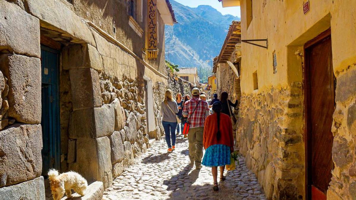 Spaziergang durch die Gassen von Cuzco |  Luisa Mentz / Chamleon