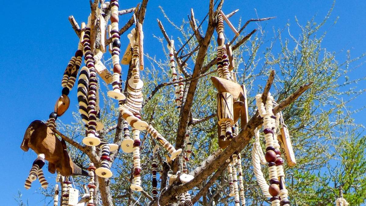 Schmuck der San |  Katrin Giebe / Chamleon