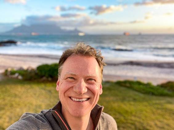 Ingo am Strand in Sdafrika |  Ingo Lies / Chamleon