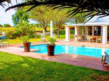 Oyster Bay Lodge |  Oyster Bay Lodge / Chamleon