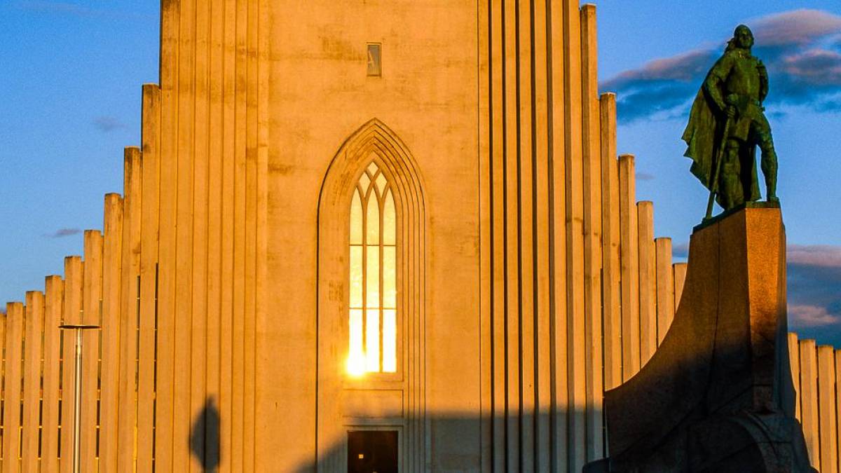 Hallgrimskirche in Reykjavik |  Kai-Uwe Kchler, Art & Adventure / Chamleon