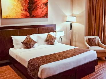 Hilton Double Tree Hotel Nairobi |  Double Tree Hotel / Chamleon