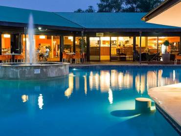 Mercure Alice Springs Resort |   Grenville Turner, Mercure Alice Springs Resort / Chamleon