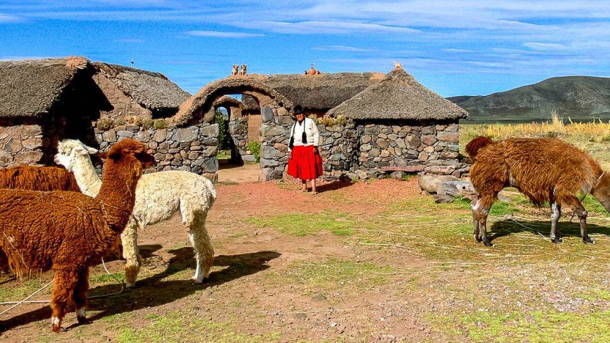 Dorf in den Anden |   Guhl / Chamleon