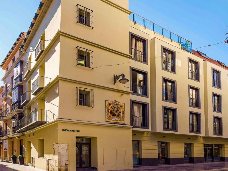 Exe Mlaga Museos |  Exe Mlaga Museos / Chamleon