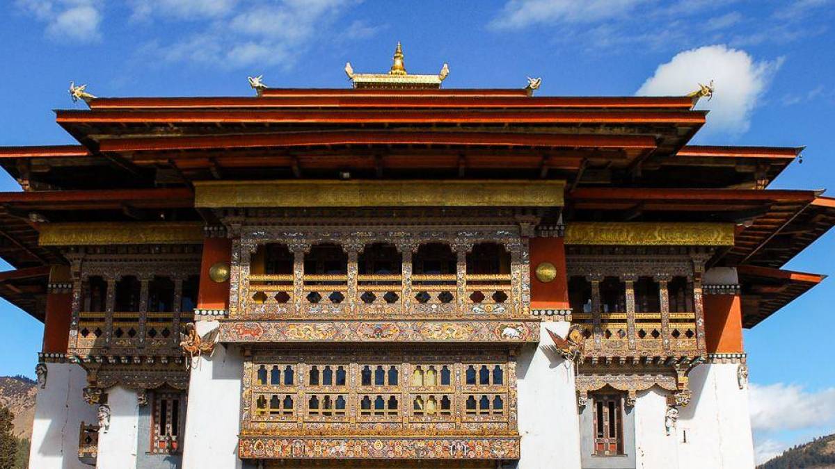 Dzong von Gangtey im Kranichtal |  Red Lion Travel / Chamleon