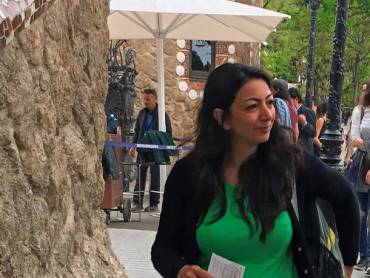 Sreyya Scheiger |  Chamleon