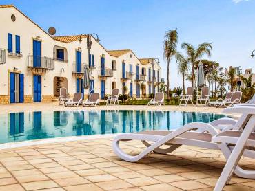 Scala dei Turchi Resort |  Scala dei Turchi Resort / Chamleon