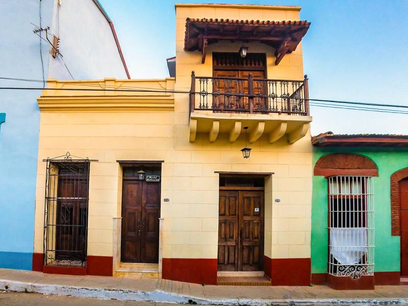 Casa Particular |  Casa Particular / Chamleon