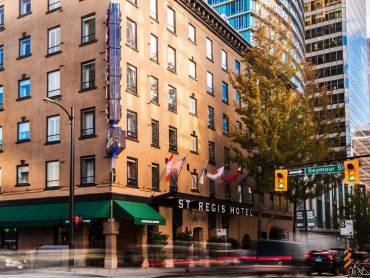 St. Regis Hotel |  Matthew Neumann; St. Regis Hotel / Chamleon