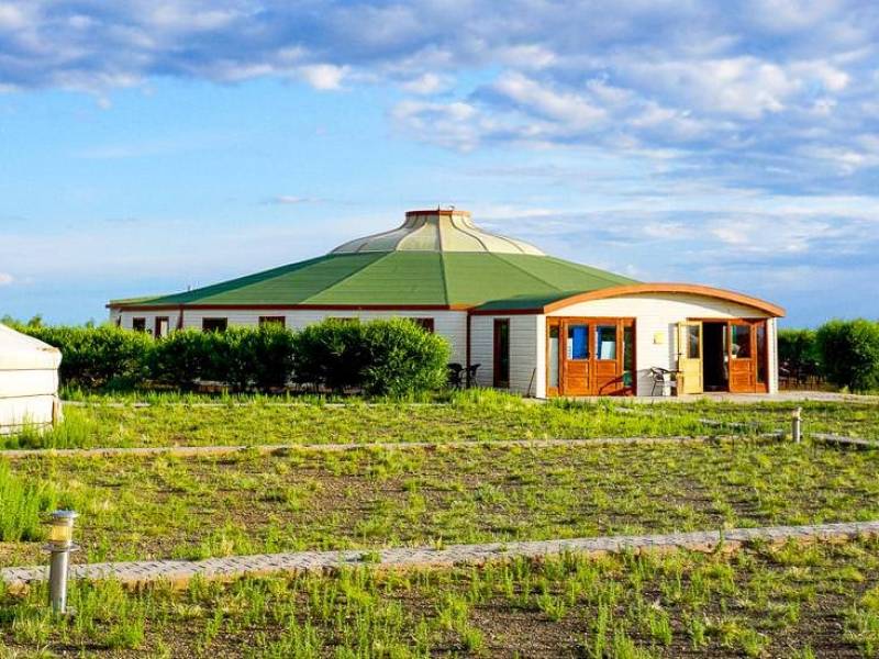 Gobi-Bayanburd-Jurtencamp |  Anne Davids / Chamleon