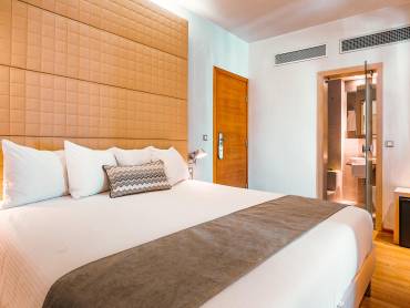 Hotel Olympia |  Hotel Olympia / Chamleon