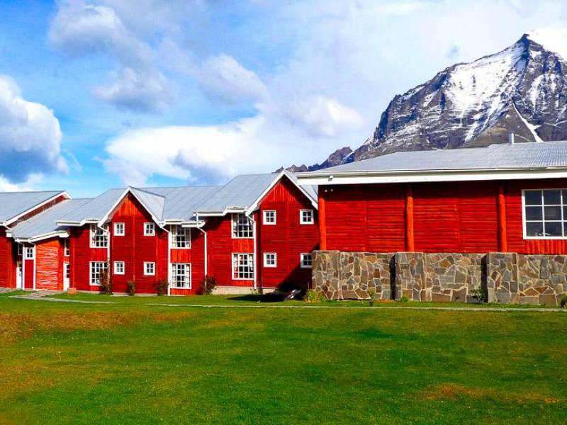 Hotel Las Torres |  Karim Hemken, Hotel Las Torres / Chamleon