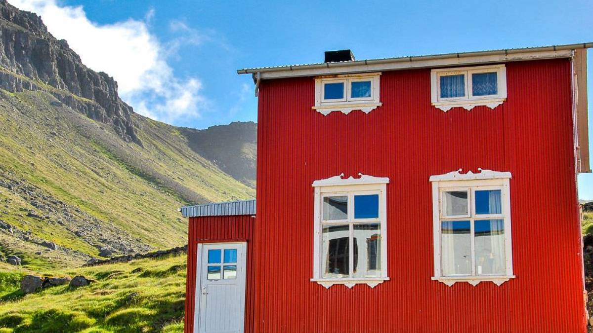 Haus an der Steilkste |  Island Pro Travel / Chamleon