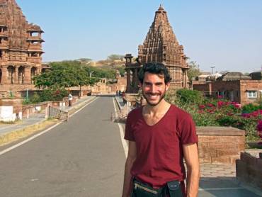 Leandro Cocco |  Leandro Cocco / Chamleon