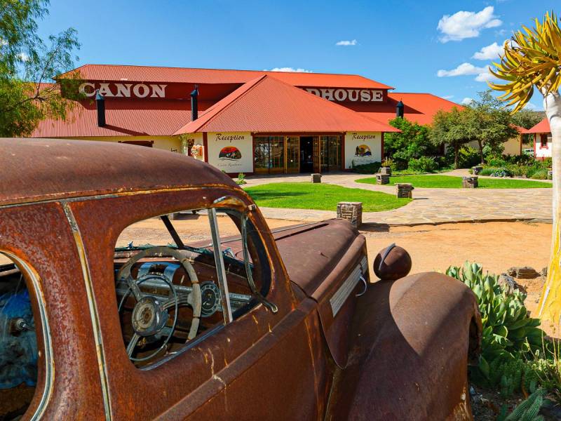 Canyon Roadhouse |  Gondwana Collection / Chamleon
