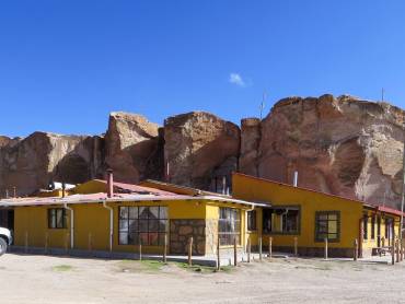 Jardines De Mallku Cueva |  Jardines De Mallku Cueva / Chamleon
