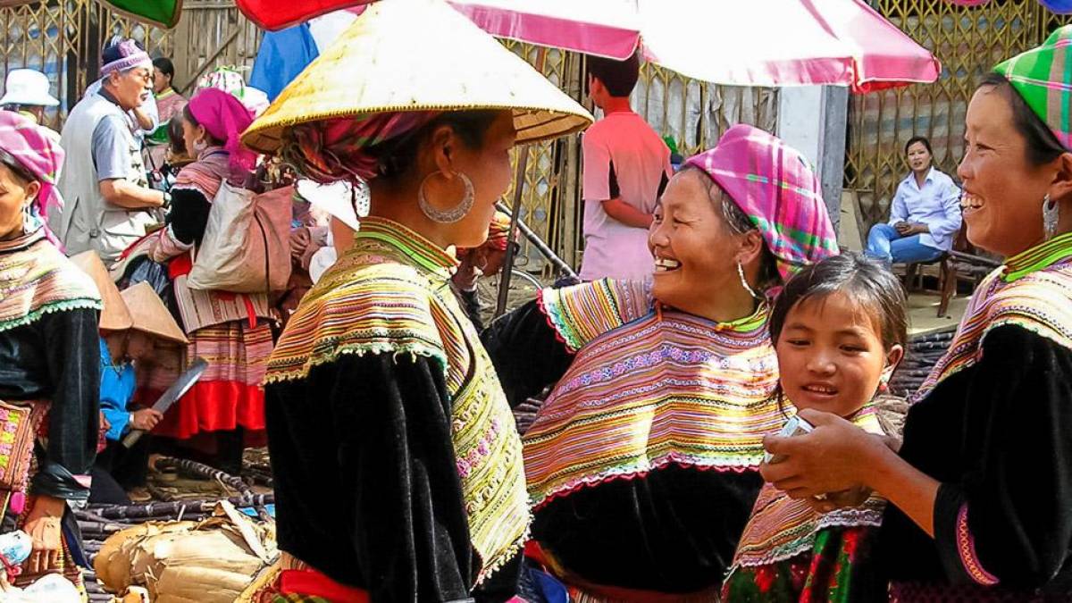 Auf dem Markt |  Harald Schrter / Chamleon