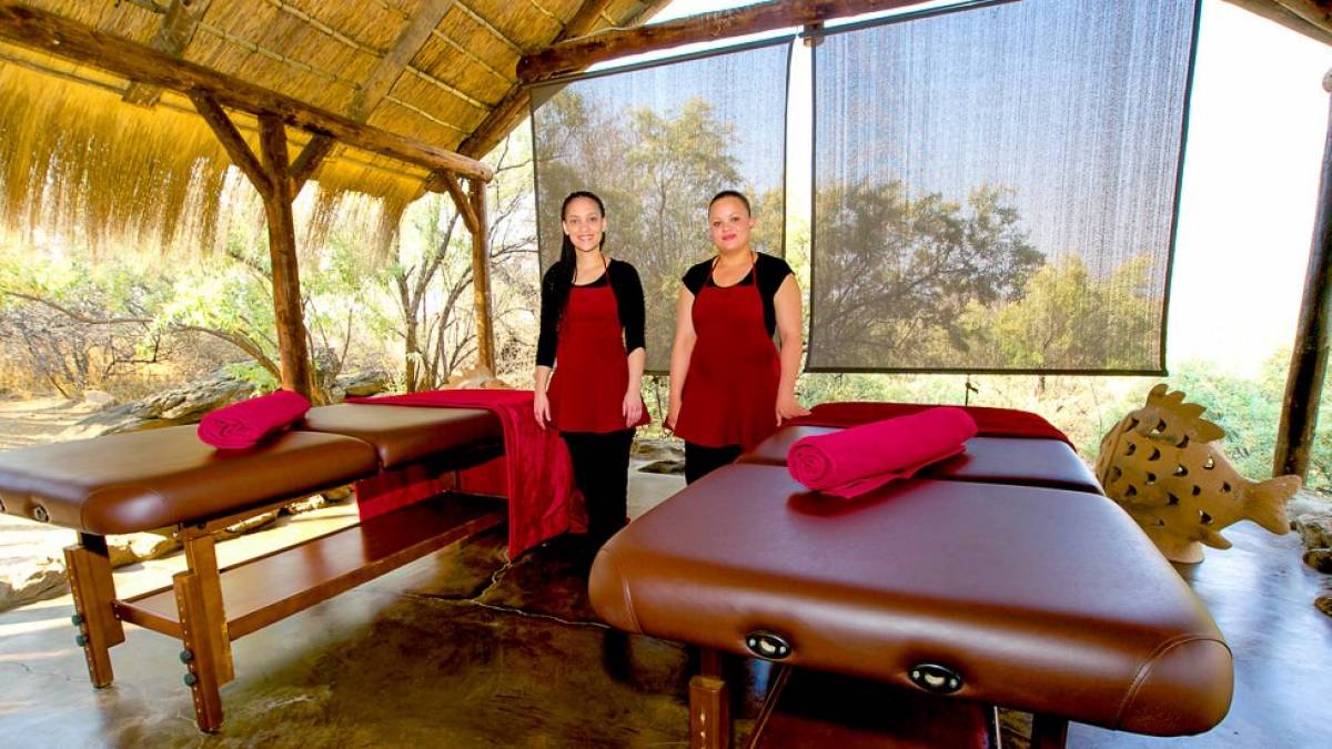 Spa in der Onjala Lodge |  Peter Pack, Pack Safari / Chamleon
