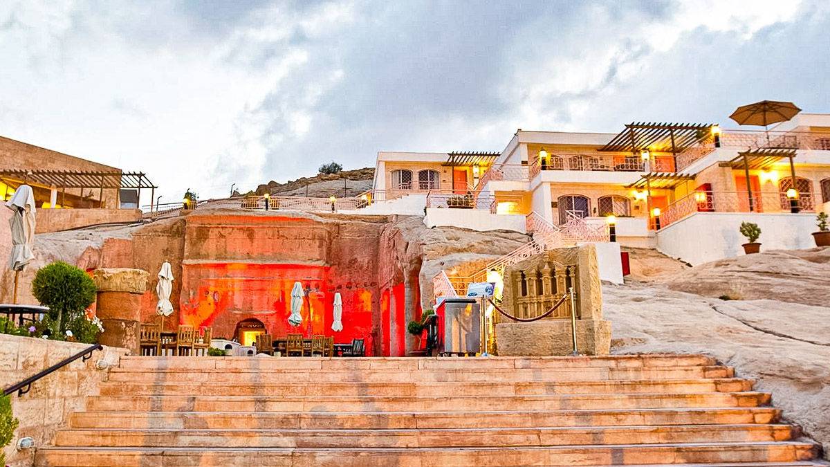 Petra Guest House |  Le von Pelte Kian, Petra Guest House / Chamleon