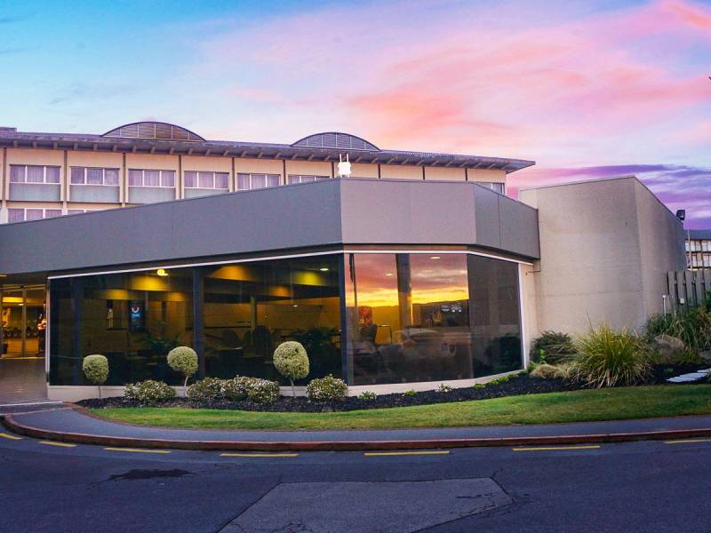 Sudima Lake Rotorua |  Sudima Lake Rotorua / Chamleon