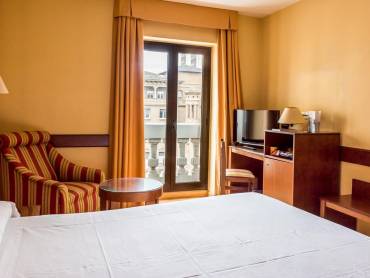 Hotel Oriente in Saragossa |  Hector Izquierdo Bartoli, Hotel Oriente / Chamleon