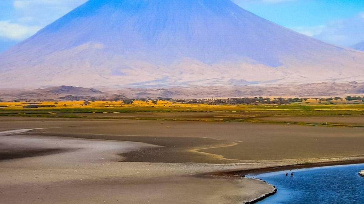 Lake Natron |  Ursula Schroers / Chamleon