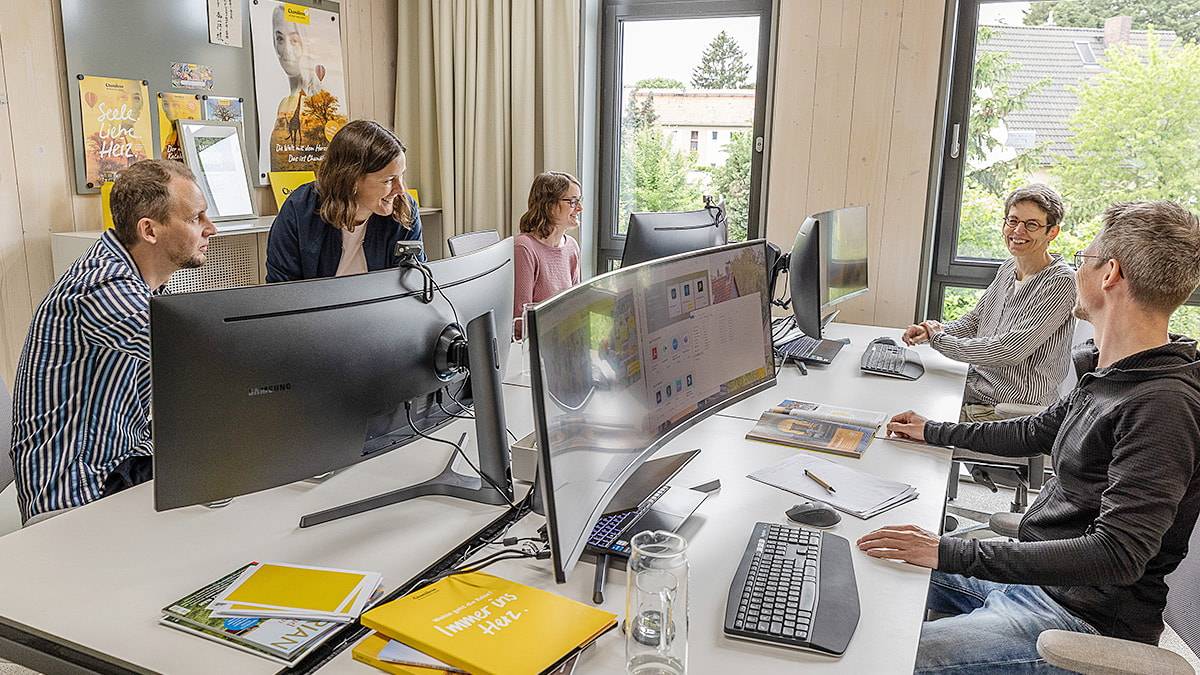 Bro im Haus 2 |  Stephan Auner / Chamleon