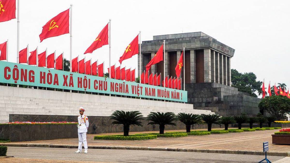 Das Ho-Chi-Minh-Mausoleum in Hanoi |  Ulla Kircher / Chamleon