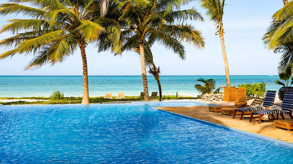 Aqua Beach Resort & Spa |  Stephan Auner / Chamleon