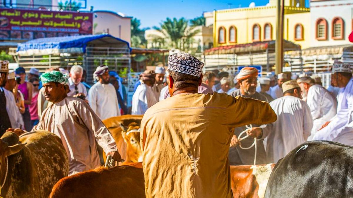 Trubel auf dem Viehmarkt von Nizwa |  Reinhard Breitenstein / Chamleon