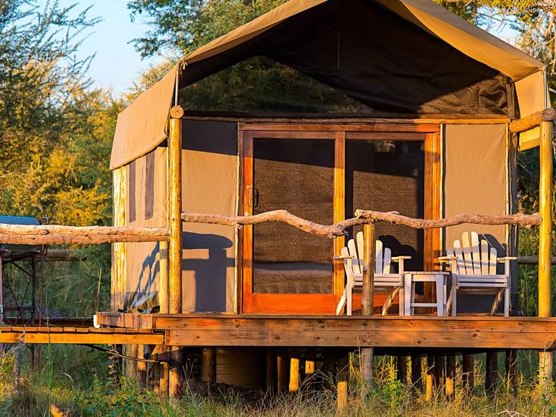 Gomoti River Lodge |  Peter Pack, Pack Safari / Chamleon