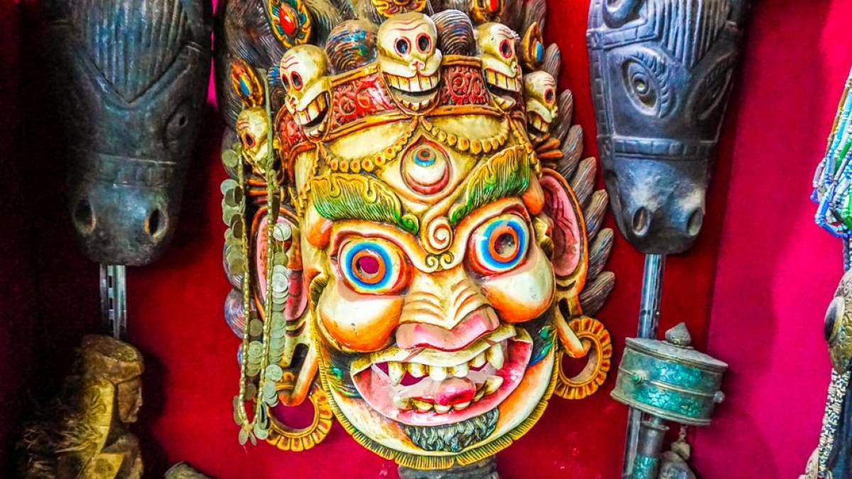 Nepalesische Maskenfratze |  Thorsten Gernig / Chamleon