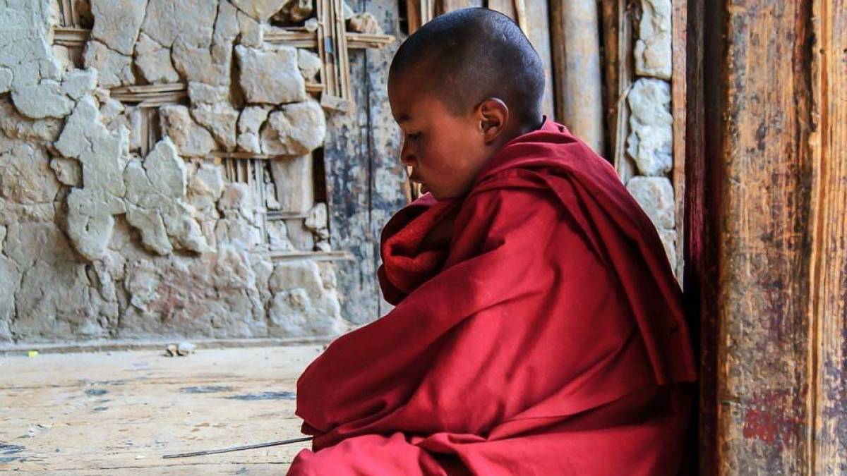 Mnch im Kloster Tamshing Lhakang in Bhumtang |  Kai-Uwe Kuechler / Chamleon